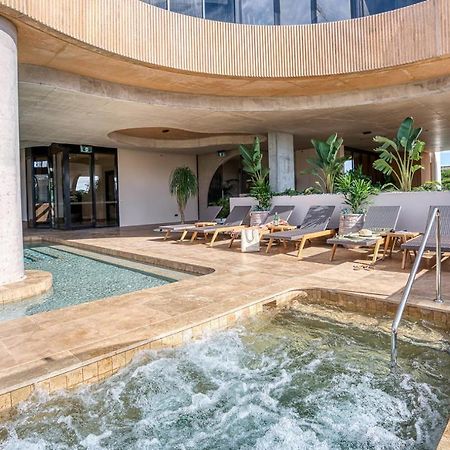 Encore Broadbeach - Official غولد كوست المظهر الخارجي الصورة